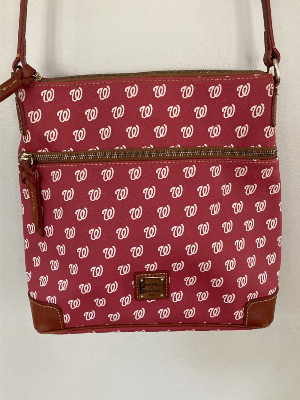 Dooney & Bourke Washington Nationals Red Crossbody Bag With Adjustable Strap Bas